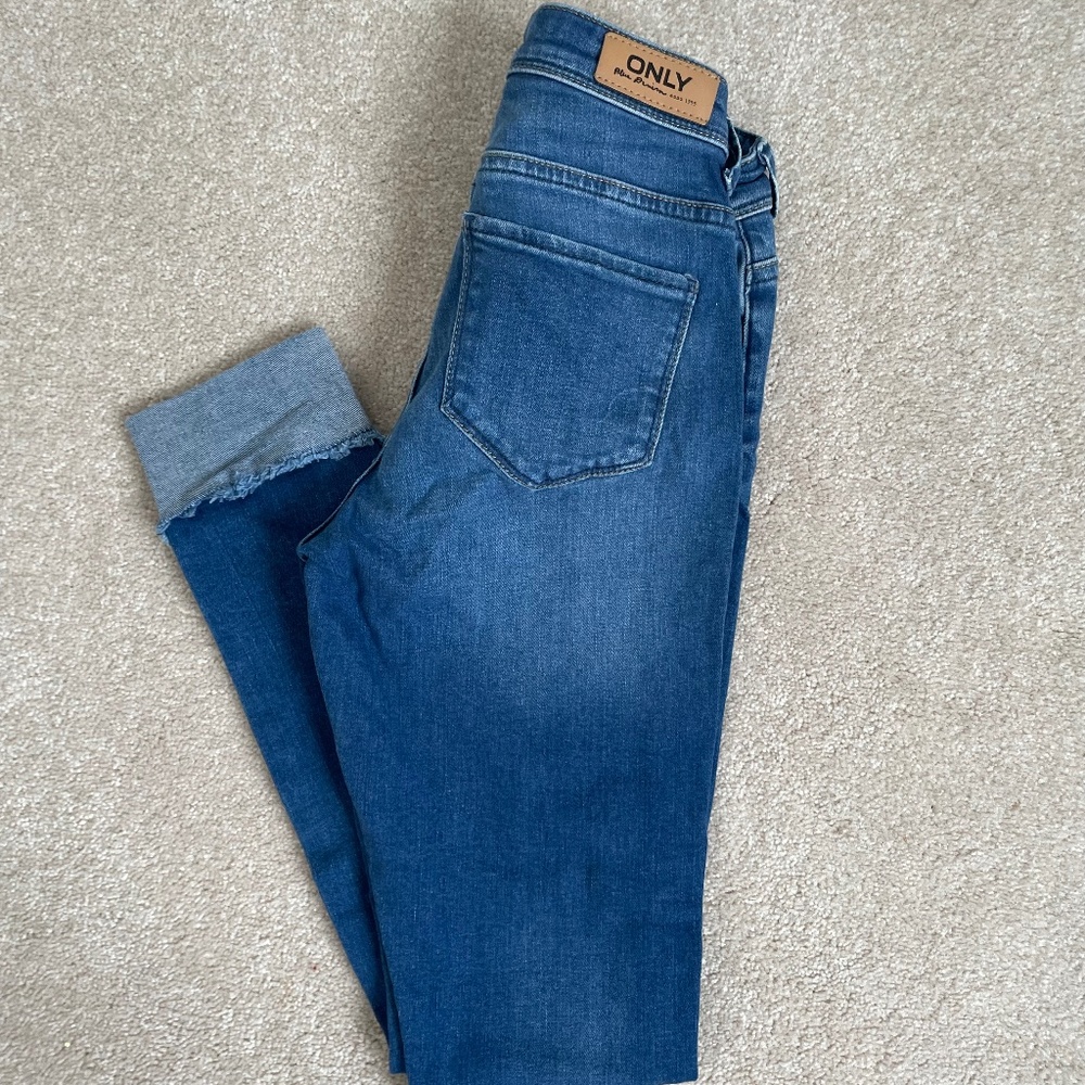 Women’s jeans